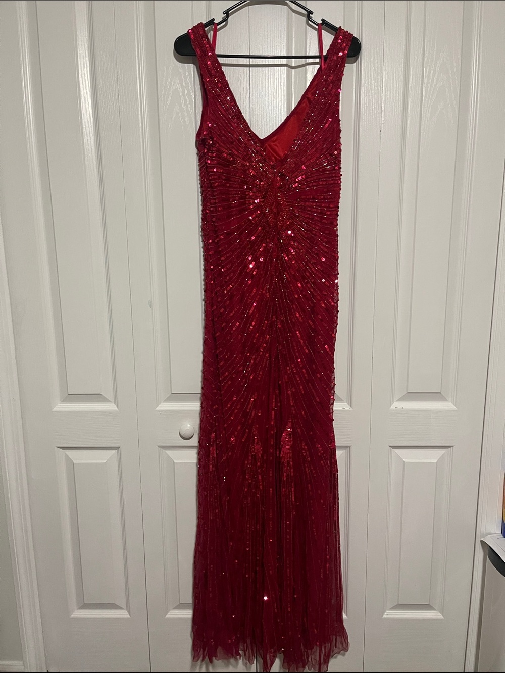 Cache Sequined Red Maxi Dress - Picture 4 of 6